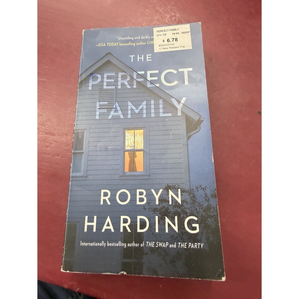 Perfect Family by Robyn Harding (2023, Us-Tall Rack Paperback)